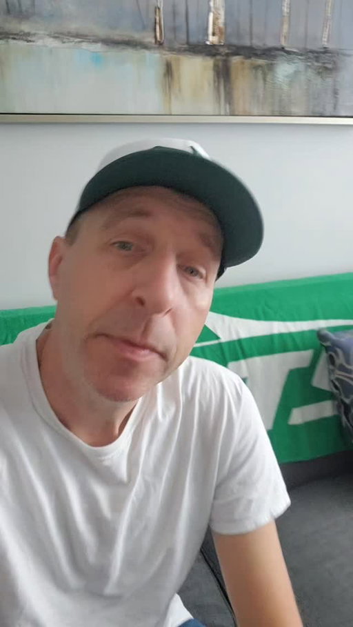 The little dog and the @nyjets 

www.chrismontylive.com 

#jokeoftheday #laughs #enjoylife #LGJ