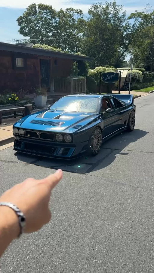 This thing is so cool

#lancia #kimera #racecar #supercar #restomod