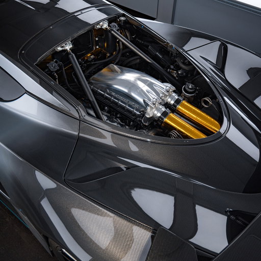 F U R Y • 1,817 HP wrapped in the world’s finest carbon 🏁

#HennesseyPerformance #VenomF5 #F5 #Venom #USA #pennzoil #CarbonFiber
