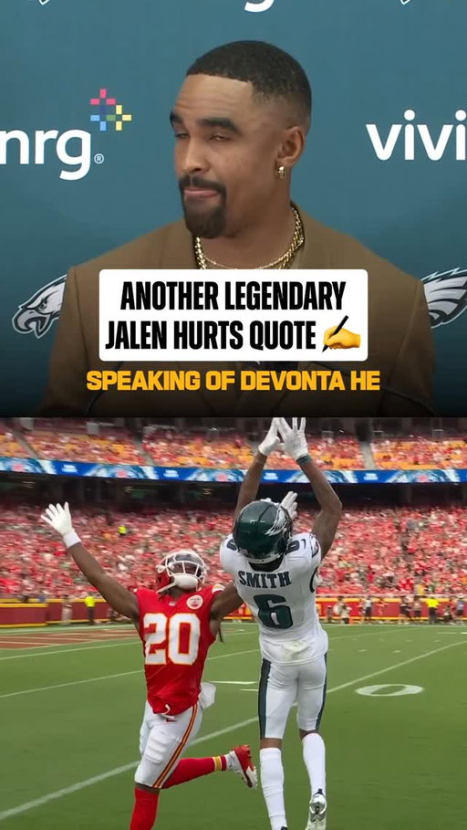 a poet on the mic 🎤