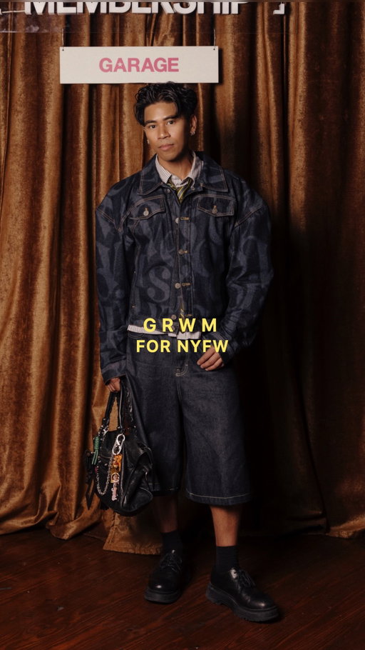 denim on denim on denim

@viviennewestwood jacket, @thefrankieshop shirt, @zaraman shorts, @vagabondshoemakers shoes, @crocs slides, @raybanmeta sunglasses