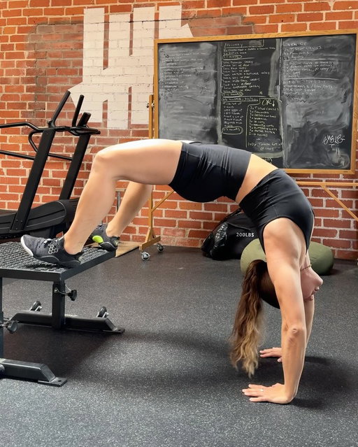 4 *new* mobility moves I’m obsessed with! 🫶🙌

Thanks @enele.m for all the fun new moves! 🙏