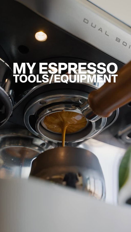 storefront/catalog in bio!

one of my favorite matcha powders went up 40% in price so we’re making more coffee now 😍 if anyone has a favorite grinder, tamper, etc. they use, share them below! ⬇️ 

current machine on bar: @breville oracle dual boiler
current grinder: @variabrewing VS3

#coffee #espresso #espressotools