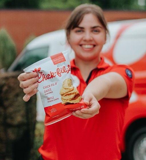 Your fave sauce, now as a chip 🙌. Chick-fil-A®  Sauce Flavored Waffle Potato Chips are here to add an extra crunch to your day ☺️.

📸: @cfa_montgomeryville