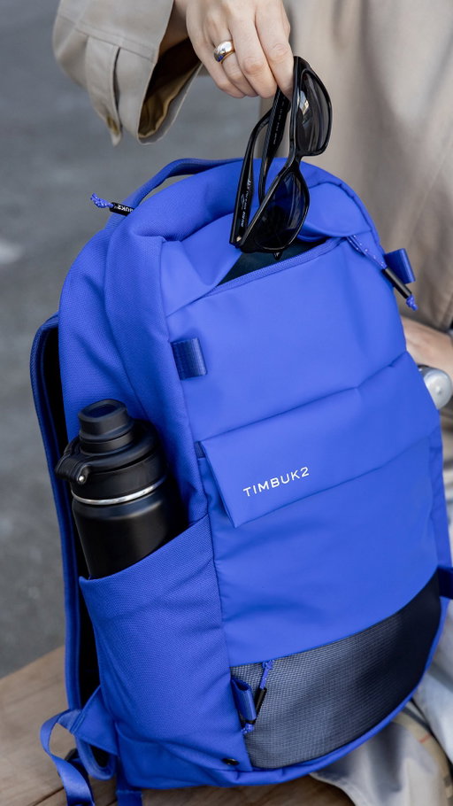 Stay refreshed and never slow down. With smart bottle-carry design, these bags keep hydration close at hand. What are you stashing?