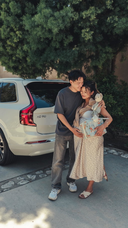 #ad getting the car ready to bring baby boy home was such a special moment. my very first car was a Volvo, so it feels full circle to now be bringing baby #2 home in one too 😌 the XC90 has been such a dream — roomy enough for the whole fam, thoughtful touches like built-in sunshades and wireless charging, and of course the safety @volvocarusa is known for.

from my first ride at 19, to his very first ride home… definitely one of the sweetest full-circle moments yet 🚙🩵