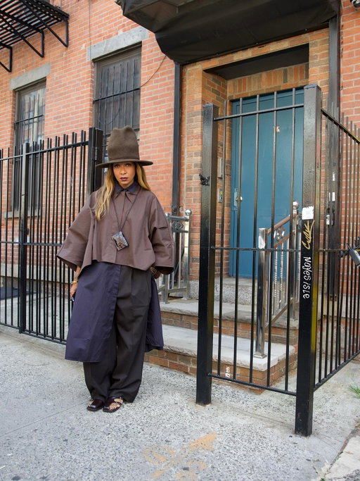 Seeing @cosstores sharing current season during #nyfw will always be a favorite.  To attend I layered all their pieces together.  A cropped trench jacket over a navy shirt dress, worn open and layered over men’s trousers.  Finished with an oversized hat to make everything feel me.  Thank you for another stunning collection of luxe, wearable pieces for this Autumn. 

Ps.  Watch my other post to see the collection. The two last in this video are now ingrained in my memory.