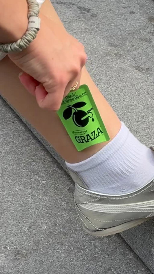 Never leave home without my emotional support Drizzle 🙂‍↔️