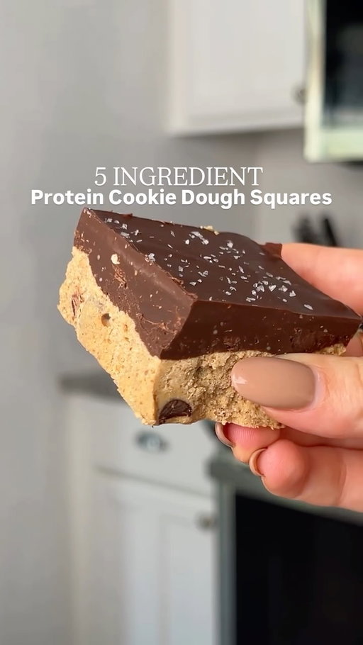 welcome back to ep 5 of the No-Bake Protein Treats series featuring @alohamoment plant-based protein! today we’re making 5-INGREDIENT PROTEIN COOKIE DOUGH SQAURES. they’re completely gluten-free, dairy-free, and even vegan! these cookie dough squares are a delicious little no-bake treat with 15 grams of protein. here’s how to make ‘em:
 
For the protein cookie dough layer:
1 cup Aloha Vanilla Protein Powder
½ cup almond flour
½ cup creamy cashew butter or peanut butter
¼ cup coconut oil, melted
½ cup chocolate chips
For the chocolate layer:
1 cup chocolate chips
¼ cups creamy cashew butter or peanut butter
 
1. Line a 9×5-inch baking pan with parchment paper.
2. Make the cookie dough layer by mixing together the Aloha Vanilla Protein Powder, almond flour, cashew or peanut butter, and melted coconut oil in a large bowl. Add in the chocolate chips and mix until they’re evenly distributed throughout the dough.
3. Transfer the dough to your prepared baking pan and press it into an even layer.
4. Make the chocolate layer by melting the chocolate chips and peanut or cashew butter in the microwave in 30 second increments. Stir together until smooth, then pour and spread the chocolate into an even layer on top of the cookie dough.
5. Transfer the baking pan to the freezer for one hour, then remove and slice into squares.

#plantbased #plantpowered #healthydesserts #healthyrecipes #healthyliving #healthyfoods #glutenfreedairyfree #proteinrecipes #protein #proteindesserts #vegan #vegandesserts #veganrecipes #cookiedough #nobake