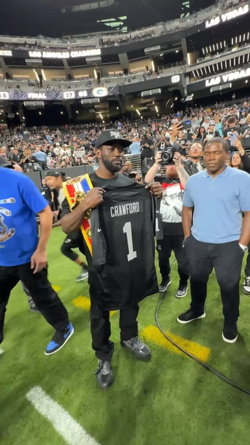 the champ is here 🥊

LACvsLV– 10pm ET on ESPN
Stream on #NFLPlus and ESPN+