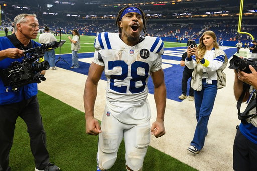 Victory Monday Vibes 🏈 #fortheshoe