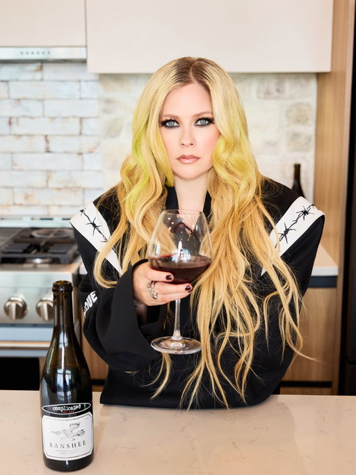 I’ve teamed up with @bansheewines to create my limited-edition anthem in a bottle! Meet Banshee Complicated Pinot Noir - it’s bold, smooth, and a little wild just like me. 🍷❤️🌹 Banshee Complicated is available online now, at banshee wines.com and the first 50 people will receive a Sip & Spin Kit so you can #RockLikeABanshee with me! #BansheePartner #Ad