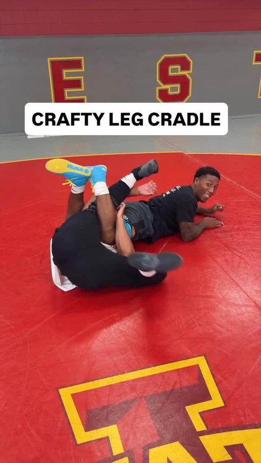 Leg cradle = junk move? 🤔
Sometimes the “wrong” move is the right one when it wins you the match. 👀
Would YOU ever go for a leg cradle? Drop a ✅ or ❌ in the comments!
Presented by @athletes.ocean