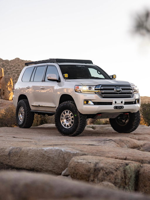 Portals, supercharger, and more- the ultimate LC200 sleeper 

What started as a “humble” 2021 Land Cruiser is now probably the most sorted 200 Series on the planet. @SDHQ threw on a @harropperformance supercharger, @ivdsuspension Stage 6 suspension, @bajadesigns lights, a slew of SDHQ products, and more. When it arrived at our shop it received our “regular formula”: 74W Portals, a set of 37” @toyotires and @methodracewheels. 

We couldn’t ask for a better vehicle to debut our new LC200 Portals Axles