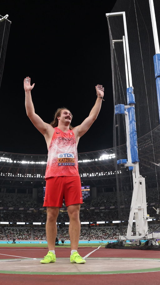 @ethankatzberg IN A LEAGUE OF HIS OWN 💪

84.70m hammer throw championship record to successfully defend his title 🗻

#WorldAthleticsChamps