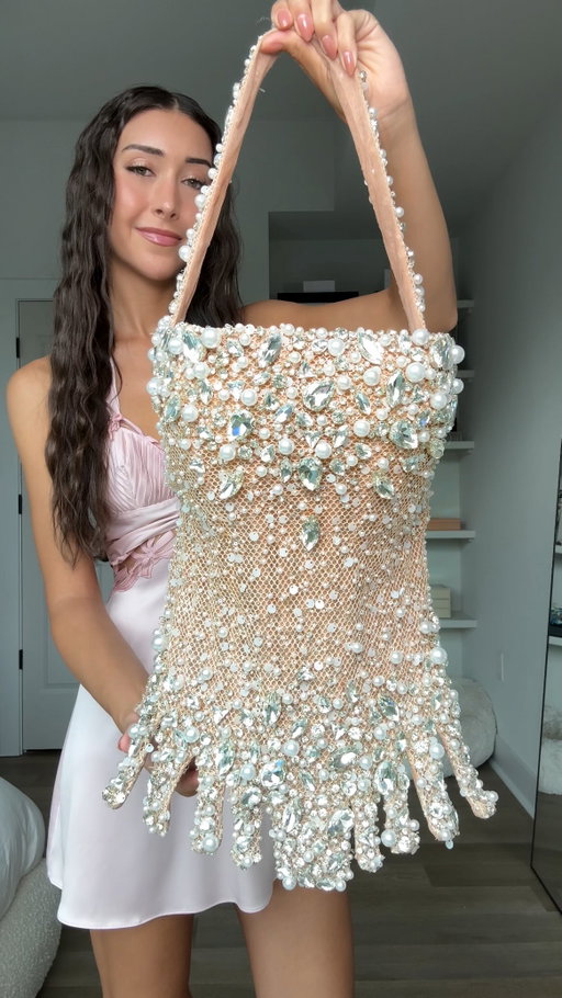 the most extra outfit I’ve worn 💎 @chama.fashionn