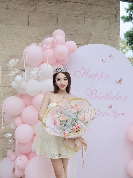 Photo dump of my bday party🩷🎂💕♍️
Hosted a 40 people bday party hehehe🎉 
Always grateful for this life and the people who fill it with love 🌹
Thanks to everyone who celebrated with me 💕
Cheers to growth, love, and a future to look forward to ✨

I got these beautiful pink bouquet from @flowersbyshellie_ , check out her page!! She has the cutest bouquets and events! 🌸🌹🌺🌷

Bday cake from @freesiacakela 

Stay tuned for the trendiest by searching and following SHEIN store names CUCCOO SZL,CUCCOO DOLLMOD,Nova Chic,MICHELLE BAG,Nicekee,CUCCOO CHICEST .

Use SHOES1vivianlyuuu856 to get discounts!

@shein_us @sheinofficial 

#birthday #birthdaygirl #birthdaypartydecor #birthdaycelebrations #birthdayparty #explore #fyp #SHEINShoes #SHEINtrends #ad #SHEINforAll