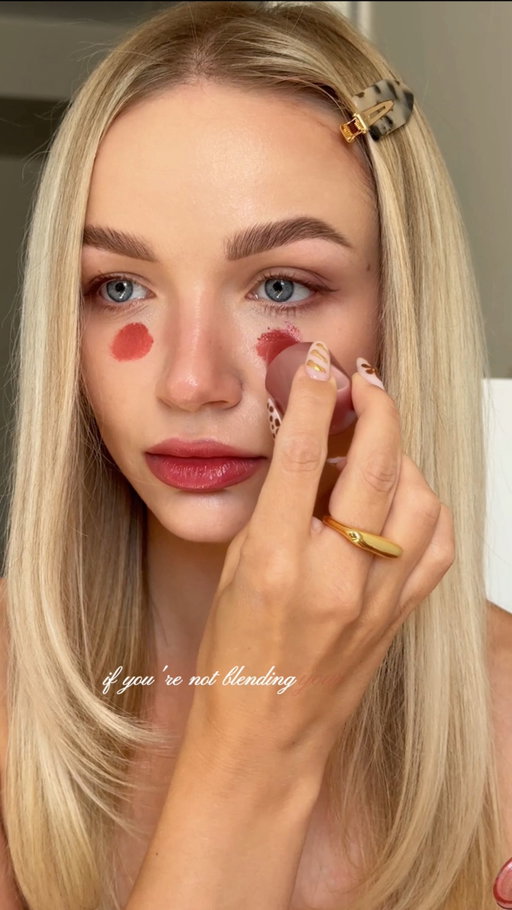 Have you ever seen blush under the eyes? I’m shocked at how fresh it looks 😱🍂

#Blush #BlushMakeup #BlushAddict #BlushLover #BlushObsessed #PerfectBlush
#UGCBeauty #UGCContent #UGCVideo #UGCcreator