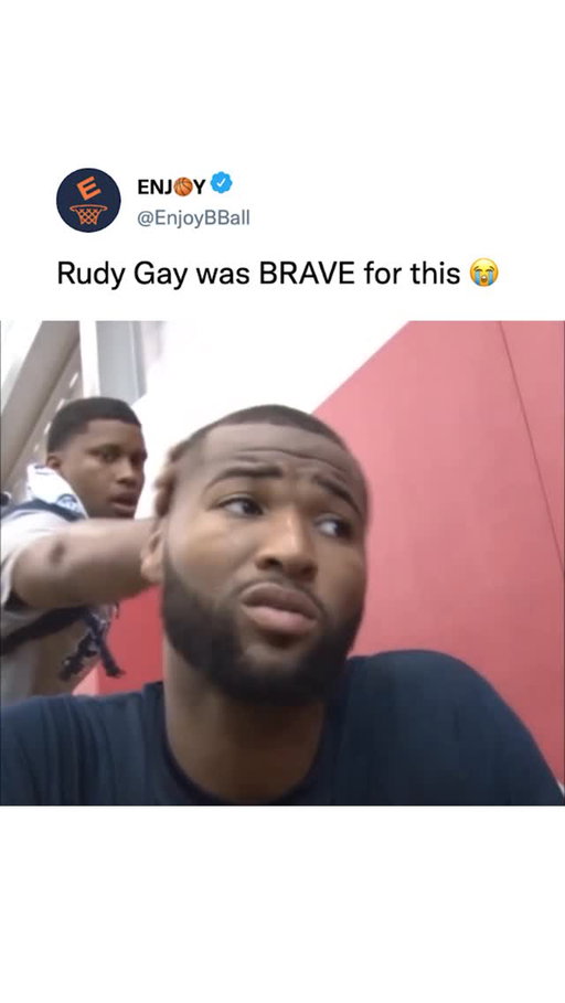 Boogie was ready to get active 🤣 (h/t jimmyballers20/YT)

#nba #demarcuscousins #rudygay #basketball #funny