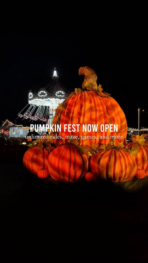 Pumpkin Fest at the Princess is officially open!!! This year’s fall celebration is bigger than ever with a 224,000 sq. ft. pumpkin park, a 90-foot slide, 4,000 bales of hay, a 12-foot pumpkin, a 2,500 sq. ft. hay maze, and so much more. All rides are unlimited and kid friendly. Grab your tix and have an amazing time! 
📍 Pumpkin Fest @attheprincess @fairmontscotsdl – 7575 E Princess Dr, Scottsdale, AZ