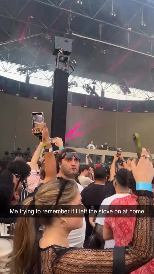 He’s receiving information telepathically (@ravewavenyc)