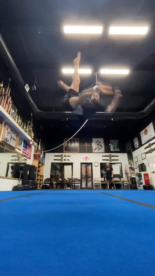 The weekly grading is back! For this week I combined full and cork to make it easy. Tag @adrenaline_tricking and myself in your story to get your score 💯

#tricking #adrenaline #martialarts #whitetiger #movement #round #grades #full #cork