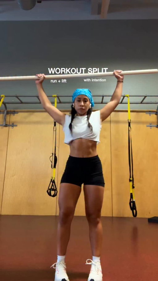 I heard you wanna go all in with the run thing but also want to keep lifting… I got you! 🙂‍↕️

(This is my current split btw 😆) & it’s what I have found works best for me & is the least overwhelming - just hitting the basics that help me hit my goals. 
Speed (getting there lol), endurance, and time on feet! All while keeping the gains & lifting w intention. 

My advice: keep it simple. 3 runs, 3 lifts, recovery in between and dedicated rest day(s). Make your runs count! Some speed, an easy, & a long one. Initially, 3 runs / week might sound like a lot to some of yall, but the #1 way to get better at running - is to run more! Do what you can & give yourself grace. YOU GOT IT 🐊
-
-
-
-
-
#runandlift #runliftbalance #strongrunner #runnergains #runnerswholift #fitrunner #strengthforrunners #runningcommunity #runnersofinstagram #gymandrun #strengthtrainingforrunners #gymgirl #legdayforrunners #buildstrength #glutesandhamstrings #fullbodyworkout #powertraining #fitlifestyle #fitnessmotivation #trainwithpurpose #consistencyiskey #balancedtraining #gymmotivationdaily #disciplineovermotivation #fitnessjourney #on @on