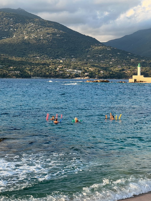 la corsica quoi ☀️

un grand merci @clarkinfluence @atc_corsica @visitcorsica @hotelresidenceulivanti 🩷