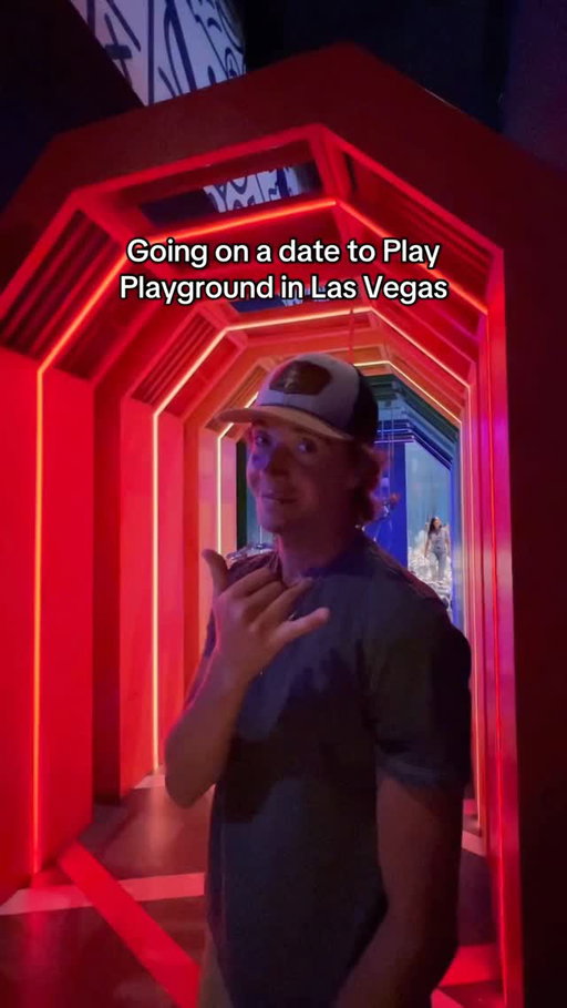 This place was wild 😆 

•
•

#lasvegas #fun #dating #dateideas #play