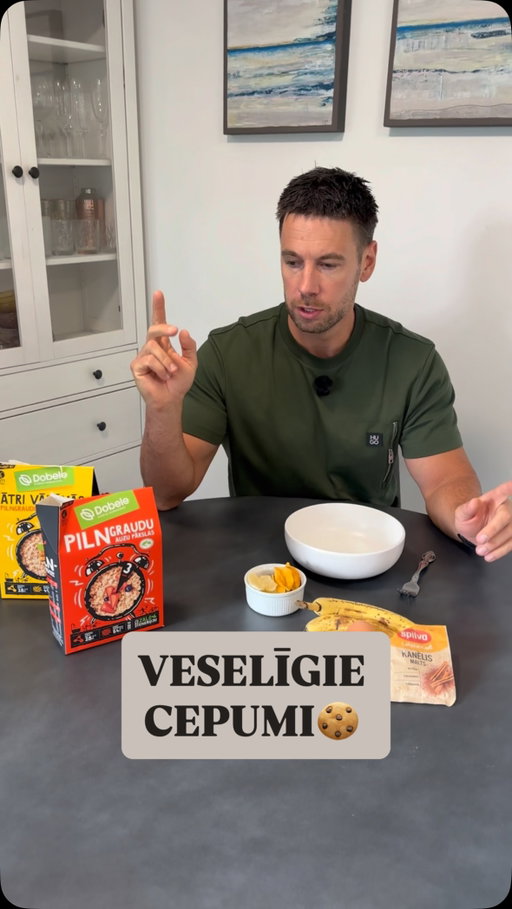 Mans un iespējams arī Tavs bērns skolā pusdienas neēd… un pērk bulciņas.
Gribēju atrast alternatīvu: kautko veselīgu un arī garšīgu. 
Te ir ātra un vienkārša recepte auzu pārslu cepumiem, kas tiešām garšo bērniem.