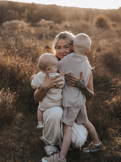 my heart. my soul. my sons. 💕
thank you @shaniwegenerphotography for capturing precious moments for the past four years. as a mum i feel like im always the one behind the camera, so having photos professionally taken is so important to me 🥹