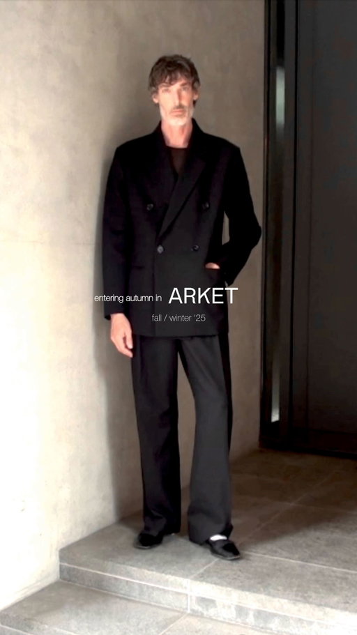 Sounds of The City - ARKET fall/winter ‘25: Channeling late 90’s sophistication through a utilitarian lense. From durable outerwear to textured fabrics, this season @arketofficial offer a curated selection of elevated essentials for everyday life… #ARKET