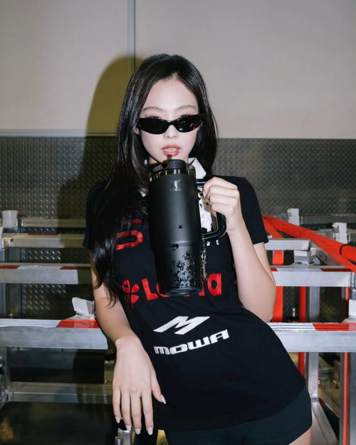 The wait is over. The Stanley 1913 x JENNIE collection is available now on stanley1913.com 

모든 시선이 집중되는 순간,
Stanley 1913 x JENNIE 컬렉션,
지금 바로 만나보세요 

구매 안내
✔ 스탠리 네이버 브랜드 스토어
✔ 쿠팡 스탠리 브랜드샵

#Stanley1913xJENNIE