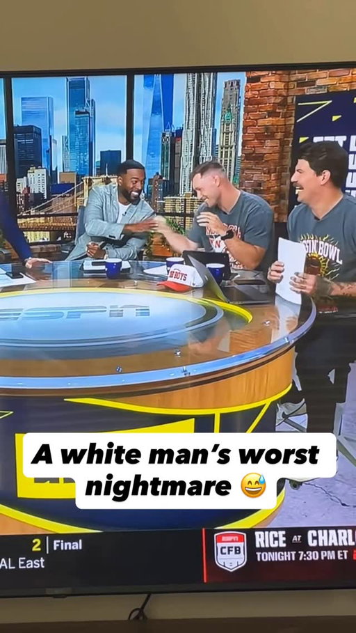 Please send a prayer up for my guy @_willcompton and what happened between him and @hawk on @getupespn 🙏🏼

I know he will bounce back from this but it doesn’t make it sting any less right now. 

Stay strong brother 🤝