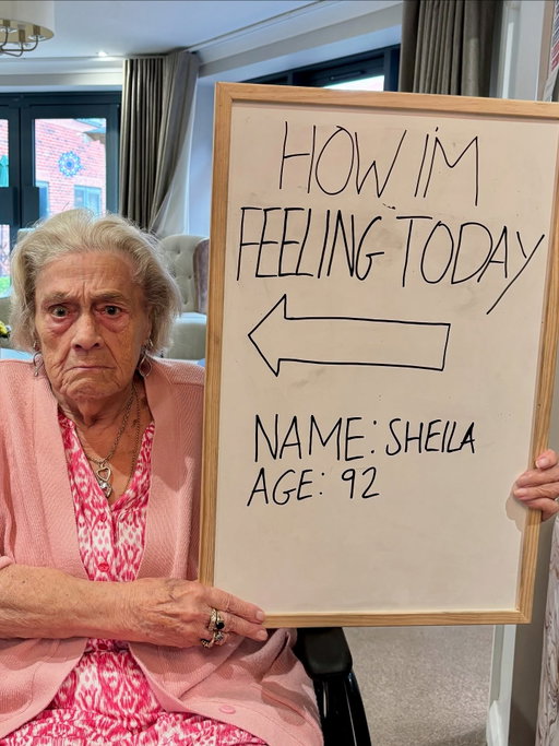 Swipe ⬅️ Want to be Sue, but feeling more like Iris today 😂 Which one are you? 🫶

Home: @twcarehomes