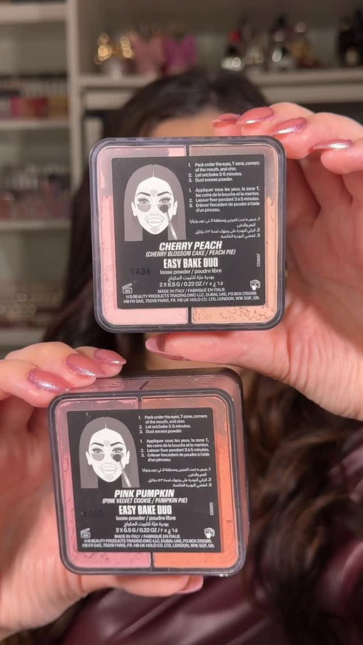Easy Bake Duos?? These new @hudabeauty powders are actually genius since a lot of times I mix my powders together to get the perfect color correction, brightness result - we’ve got two new duos from @hudabeauty - Cherry Peach (Cherry Blossom Cake/ Peach Pie) and Pink Pumpkin (Pink Velvet Cookie/ Pumpkin Pie) - using shade Cherry Peach, and I definitely notice a brightening difference 
#newmakeup #hudabeauty #settingpowder #softglammakeup #sephorahaul