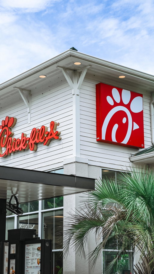 This is your sign... see you soon 😉

🎥: @chickfilachambersburg