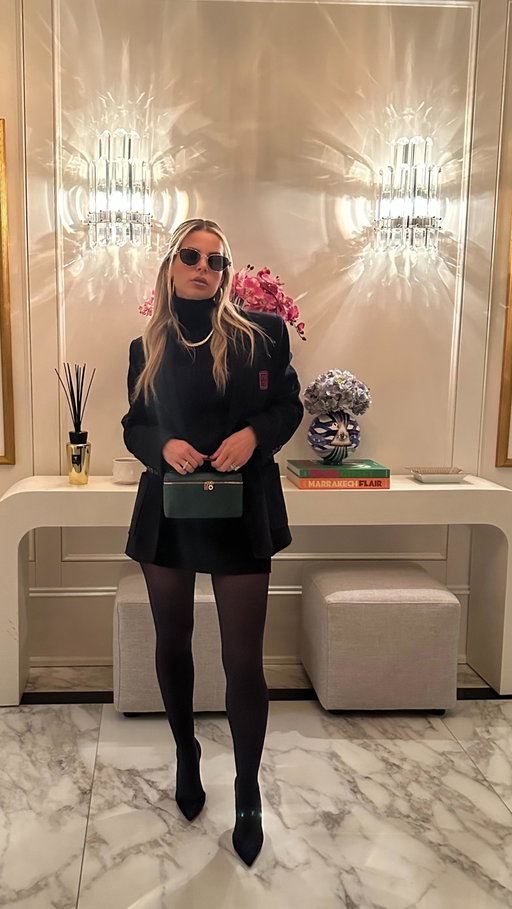 You’re going to regret these…
#fashiontrends #trendingfashions #fallfashiontrends #winterfashiontrends #whatnottowear