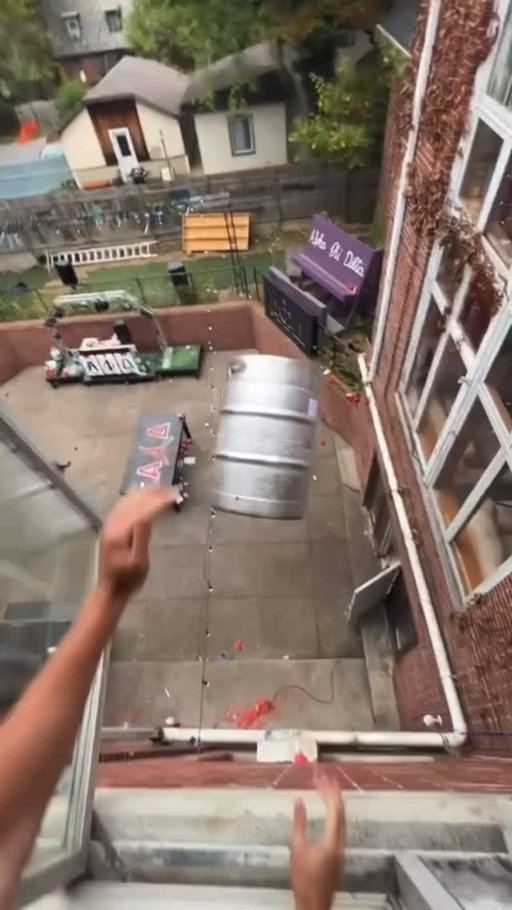 Legendary keg flip 🍻