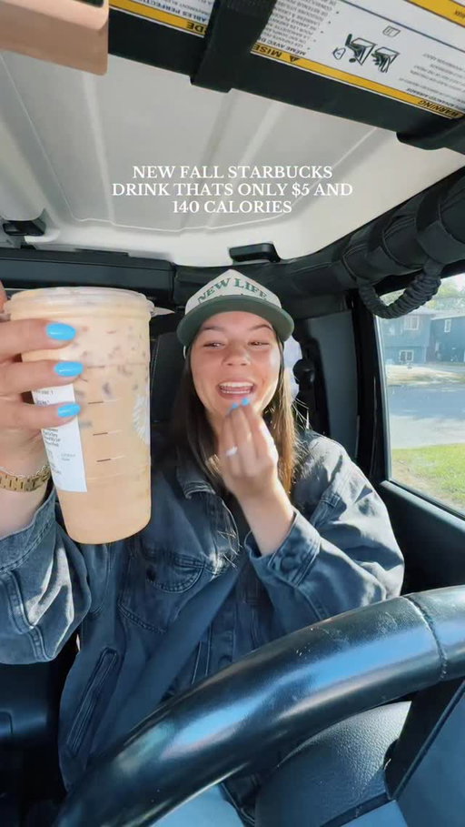 MY FAVORITE FALL HEALTHYISH DRINK! ✨🙌🏽🍂 @starbucks #starbucks #starbucksvlog #falldrinksatstarbucks #starbucksfalldrinks