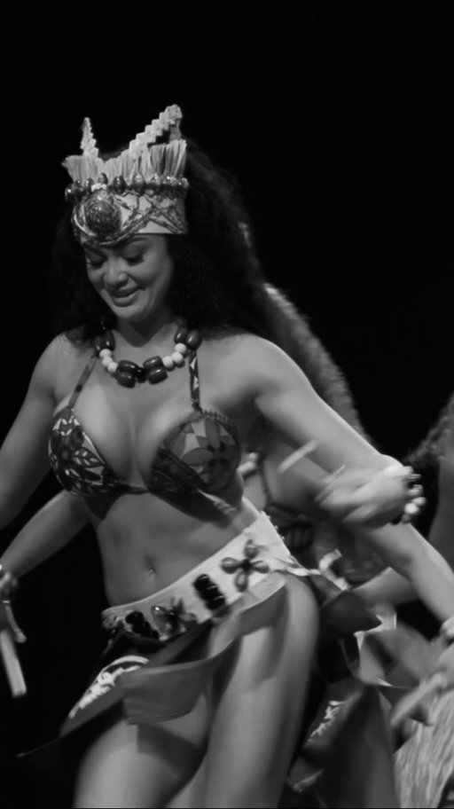 Tahitian is apart of me 🤍
.
.
.
#explore #reel #tahitian #dance #polynesian