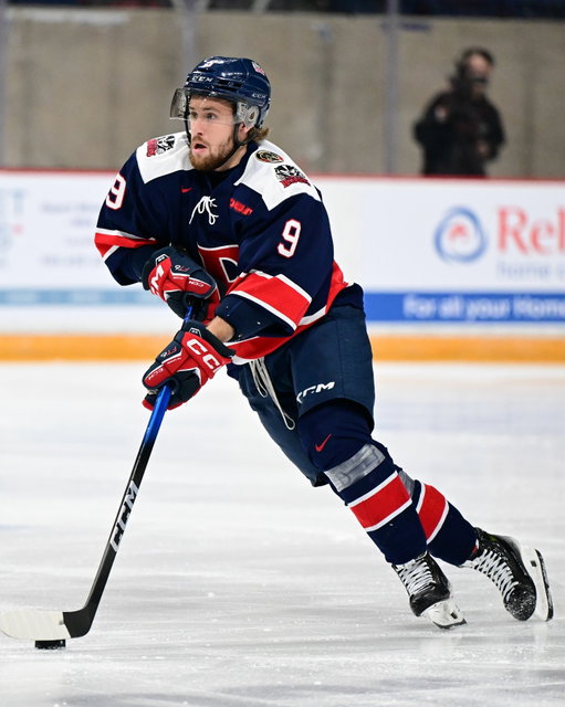 Final whistle from the Meridian Centre. 

The Brock Badgers men's hockey team fell to the visiting Guelph Gryphons 5-1 on Friday night at the annual Steel Blade Classic. 

Holden Rodgers found the back of the net early in the first period for the Badgers. 

Thank you, fans, for all your support!

#WeAreBadgers