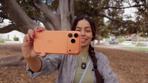 This new camera feature might honestly be my favorite! Can you guess what it is?? New video just went live on my YT channel, come say hiiii 🥰📸 

#iphoneair #iphone17 #iphone17promax #shotoniphone