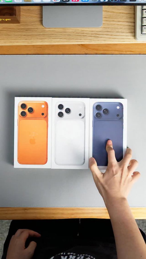 Our MagFlow Qi2 25W chargers were all ready to go and we just needed an iPhone to charge with them and they’re finally here! So let‘s unbox them.

#unboxing #UGREENMagFlow #iphone17promax