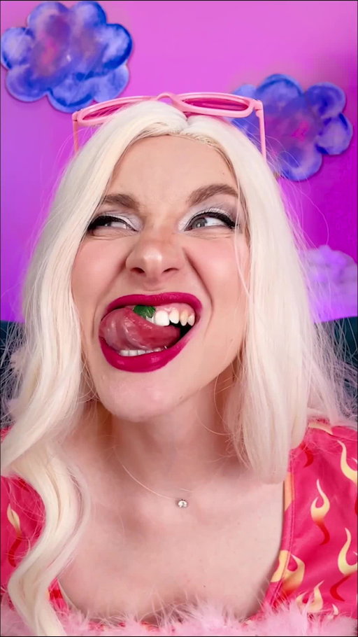Trying to Act Normal While Picking Food From Your Teeth 🍽️😅