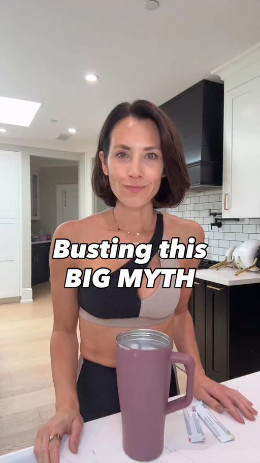 “Wait—you take creatine? Isn’t that just for dudes who want to bulk?” 👀 Nope. That’s the myth I’m breaking, and why I trust @thornehealth Creatine in my post-workout drink (water + electrolytes + creatine = my recovery must-have).

Here’s the real science,: creatine isn’t just about muscle—it supports energy at the cellular level. For women, that means:
✨ More strength + power for training
✨ Better recovery (hello, less soreness)
✨ Sharper focus + mental stamina for busy days

And with Thorne, I know it’s clean—NSF Certified for Sport®, rigorously tested, dissolves so easily (no gritty nonsense).

If you lift, run, play sports—or just want more energy to crush your day—this belongs in your routine too. 💪💧

👉 Don’t sleep on creatine 

#thornepartner
