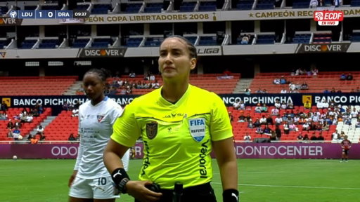 👏🙌 ¡POR PRIMERA VEZ EN LA HISTORIA DEL BALOMPIÉ LOCAL! 🇪🇨

Tras la revisión, la jueza central del partido comunicó la decisión mediante los parlantes del estadio Rodrigo Paz Delgado.

Mira el partido aquí 📲 en nuestro canal de YouTube.