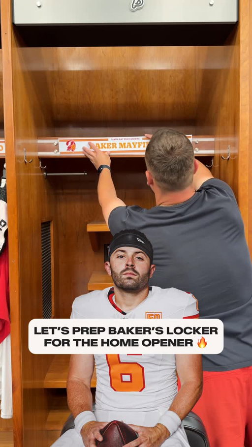 Baker is ready to roll in his new threads 😮‍💨