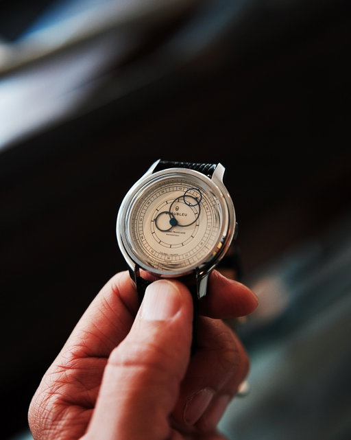 THE HUNT for my next watch at the @torontotimepieceshow.
There were a ton of brands I’ve been interested in, and finally had the chance to see them in person! Stunning pieces from both well-known brands, to unique micro brands - which do you think I went with? Huge shoutout to all the founders, team members, sales reps, and watch enthusiasts I met today.
@beaubleu_paris 
@breitlingbloorst 
@makotowatchcompany 
@echo_neutra 
@studio.underd0g 
@venezianico_official 
@fearswatches 
@sericawatches 
@oris 
@balticwatches 
@atelierwenwatches 
@josecermenowatches
#watchdealers #watchcollectors #watchlovers #dailywatch #torontotimepieceshow #torontowatches #torontocollectors #watchaddict #perfectwatch #finetimepiece #watchfam #wristcheck