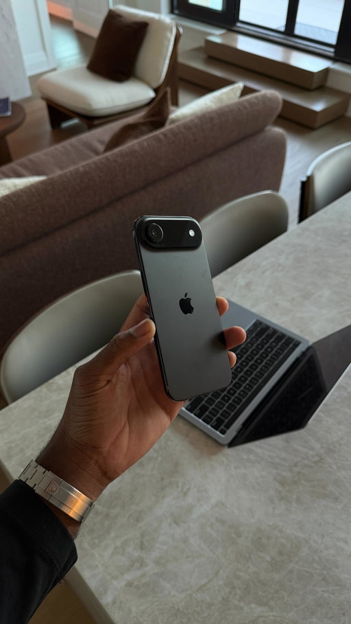 iPhone Air got me feeling like James Bond 🕴🏽#apple #iphoneair #tech 

I think the iPhone Air is the perfect secondary phone. 
iPhone Air or Pro? What are you rocking?